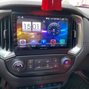màn hình android xe colorado