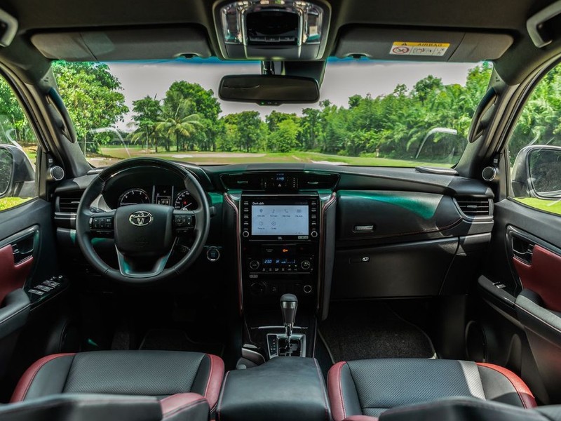 Màn hình Android cho Toyota nâng tầm tiện nghi và công nghệ